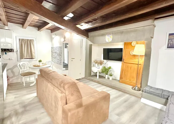 Davanzati Boutique Apartment